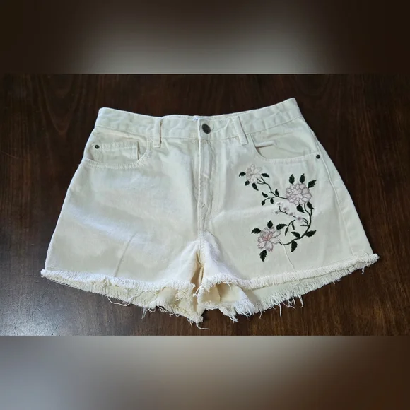 Zara Basic Embroidered Denim Shorts Z1975 Size 04 - Picture 1 of 9